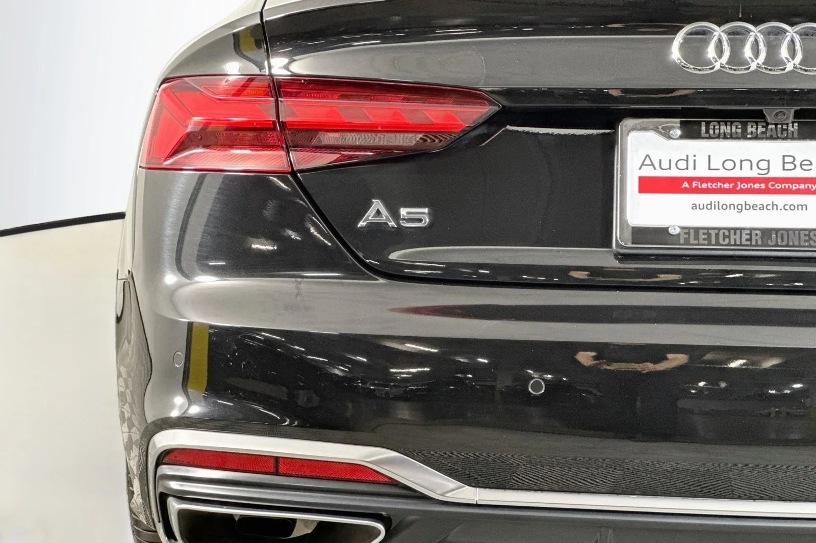 Used 2023 Mythos Black Metallic Audi S line Premium image 17