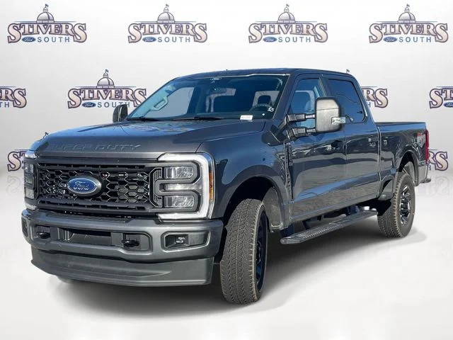 New 2026 Gray Ford XL image 5