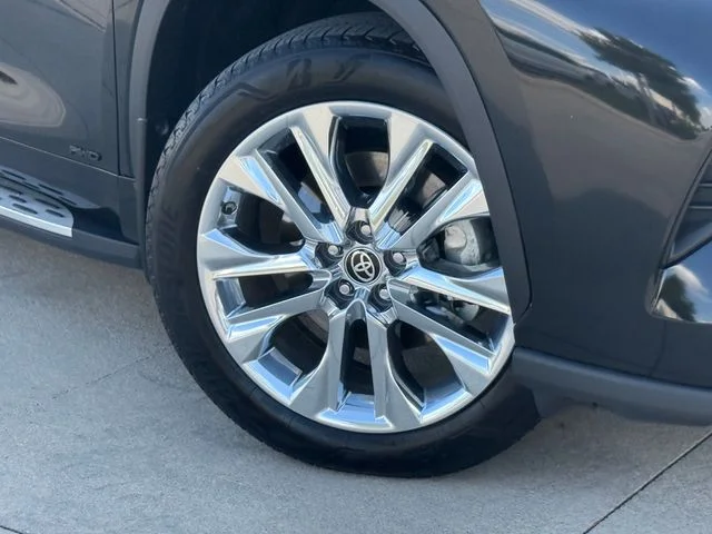 Certified Used 2025 MIDNIGHT BLACK METAL Toyota Limited image 2