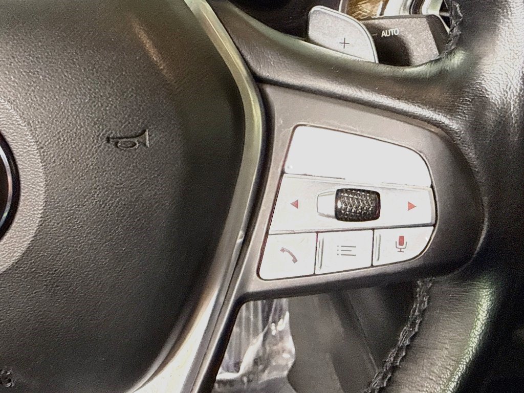 Used 2022 Dark Graphite Metallic BMW xDrive30i image 11