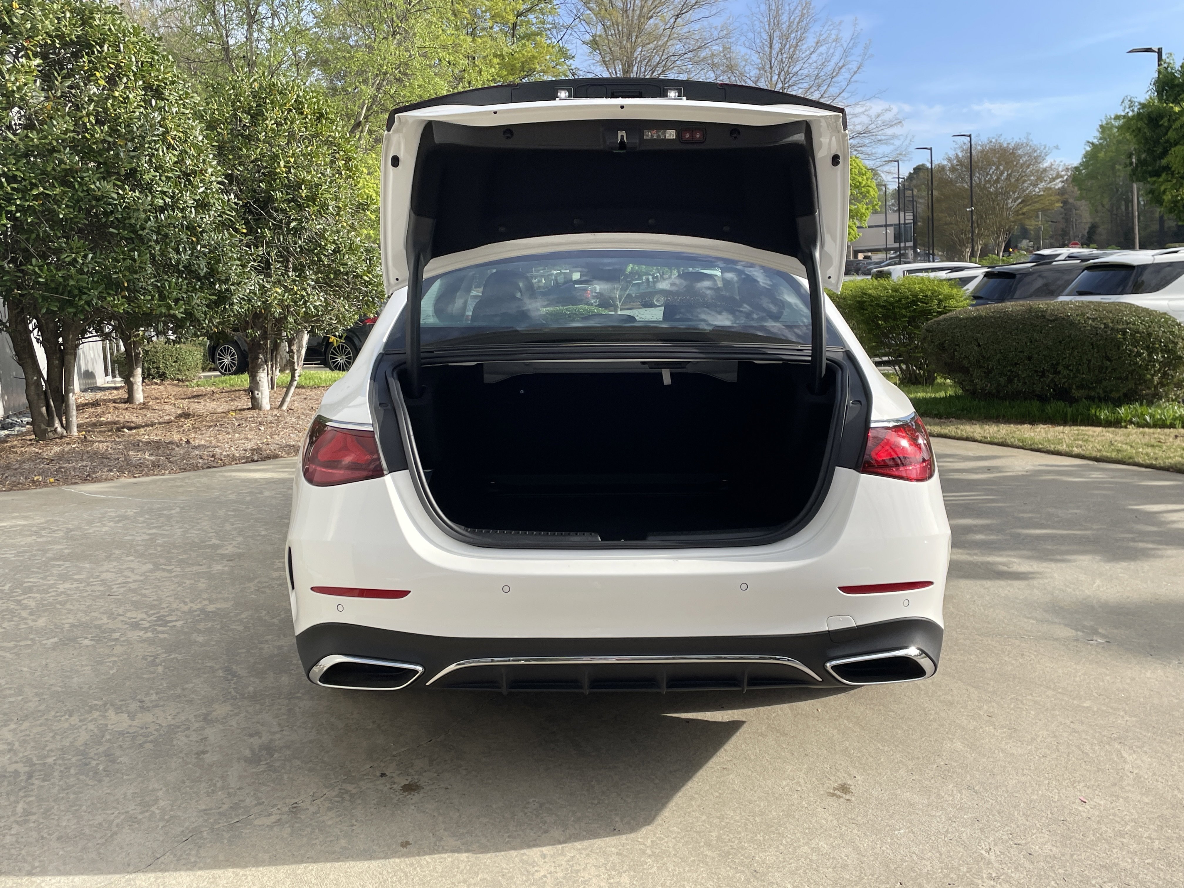 Certified Used 2025 Polar White Mercedes-Benz E 350 RWD Sedan image 8