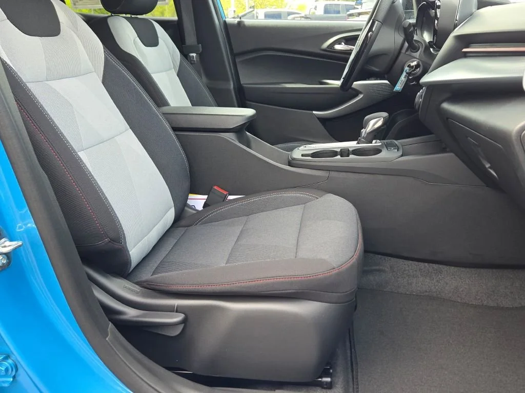 2026 Chevrolet Trax RS - Photo 6