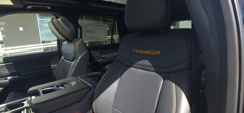 New 2026 Agate Black Metallic Ford Tremor® image 20