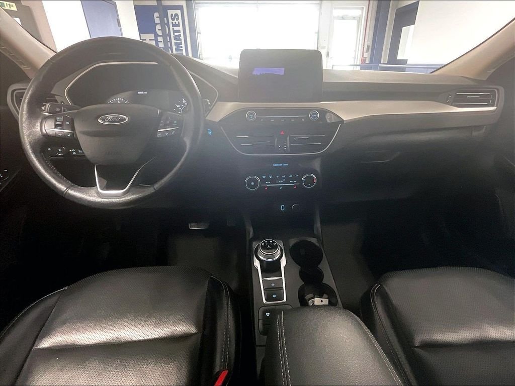 Used 2020 Gray Ford SEL image 21