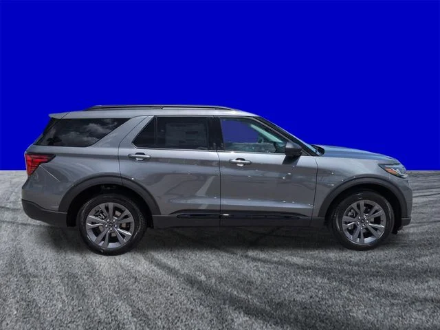 New 2026 Carbonized Gray Metallic Ford Active image 3