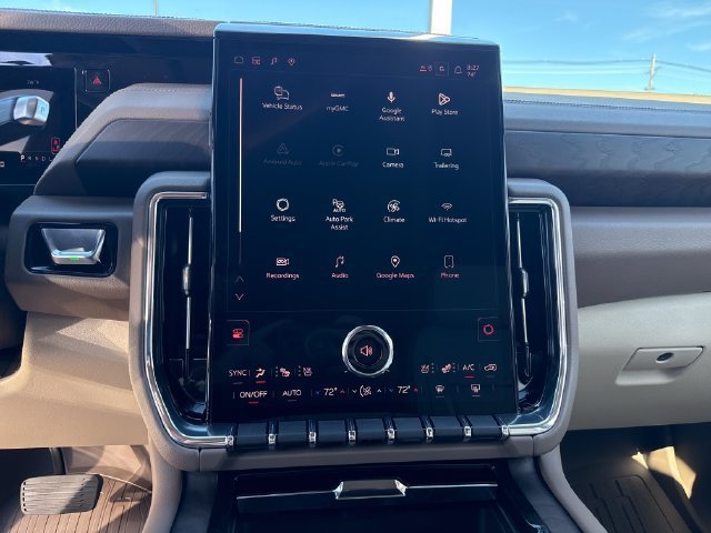 2026 GMC Yukon Denali - Photo 21