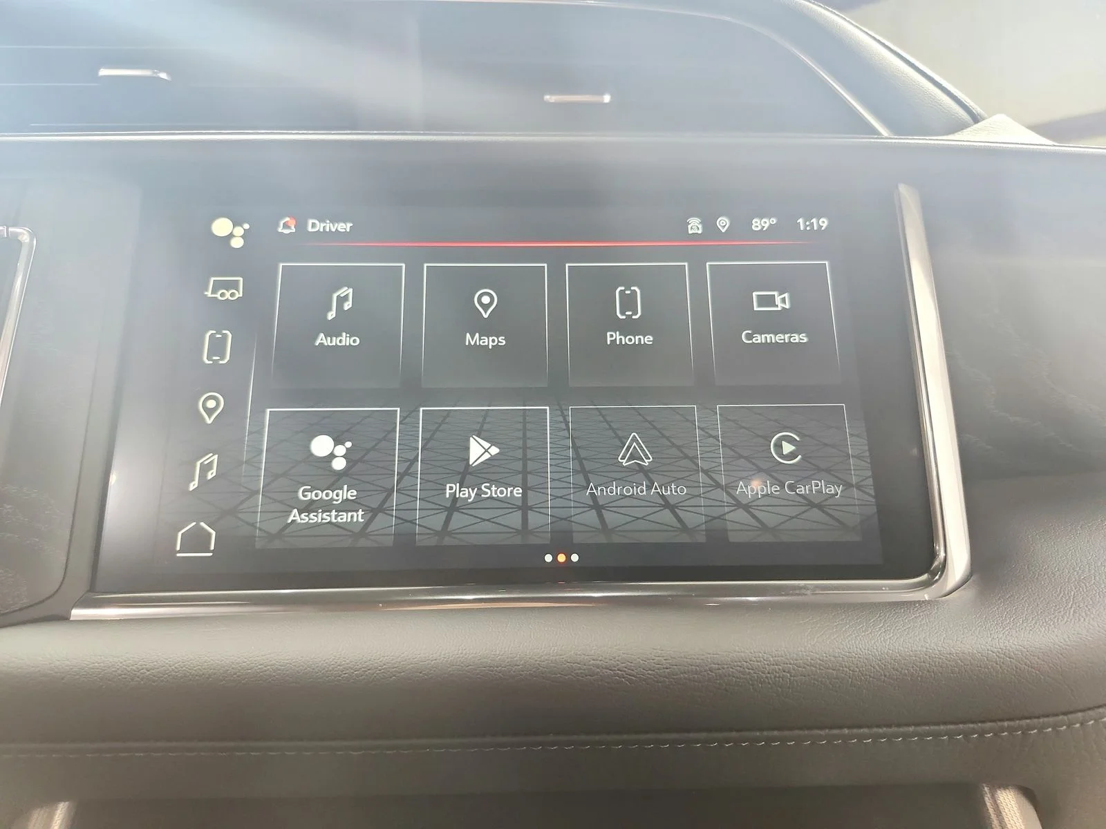 Used 2023 Silver GMC Denali image 34