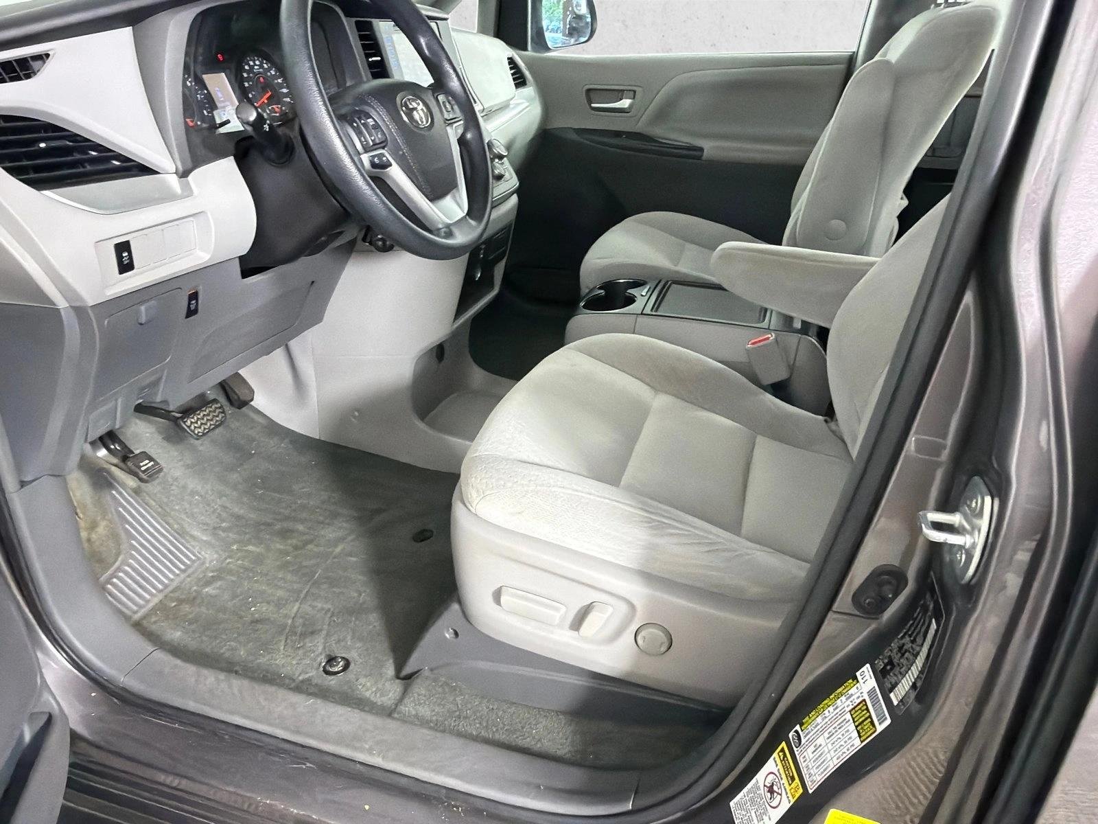 Used 2015 Predawn Gray Mica Toyota LE image 9