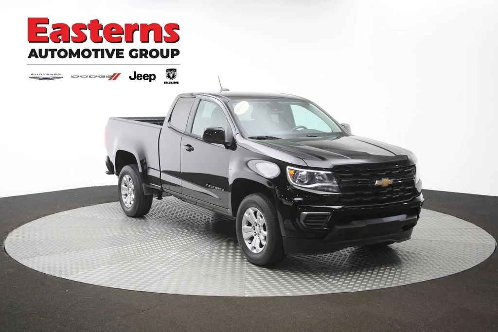 Used 2022 Black Chevrolet LT image 62