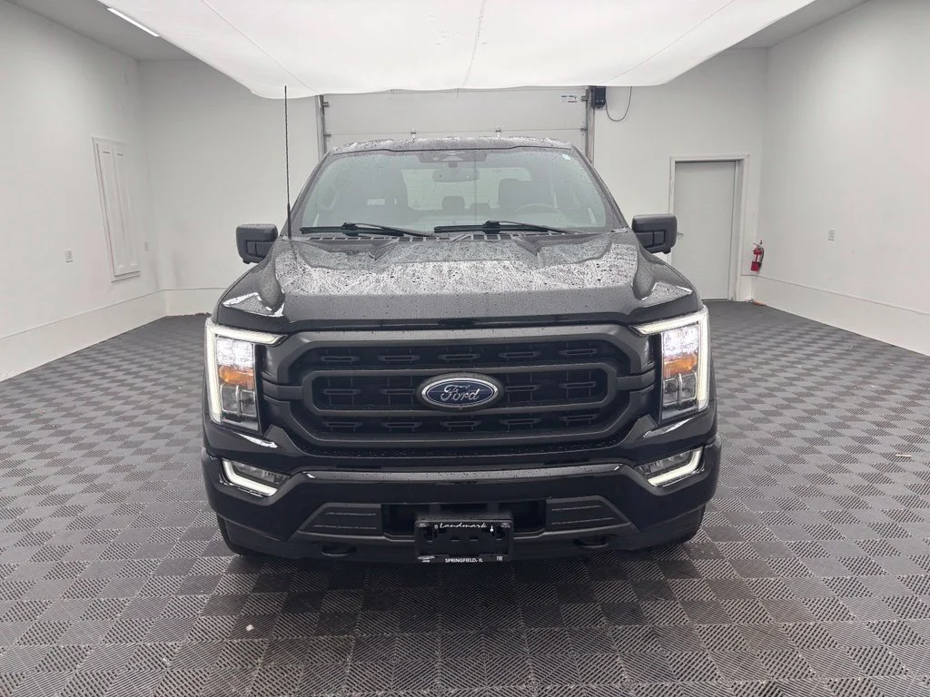 Used 2023 Black Ford XLT image 14