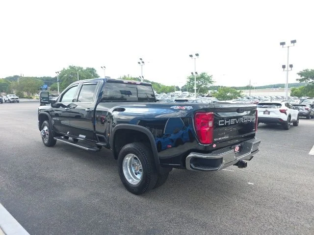 Used 2025 Black Chevrolet LTZ image 4