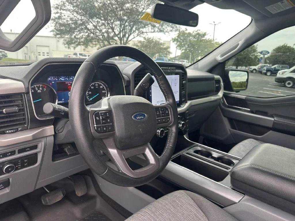 Used 2021 Red Ford XLT image 11