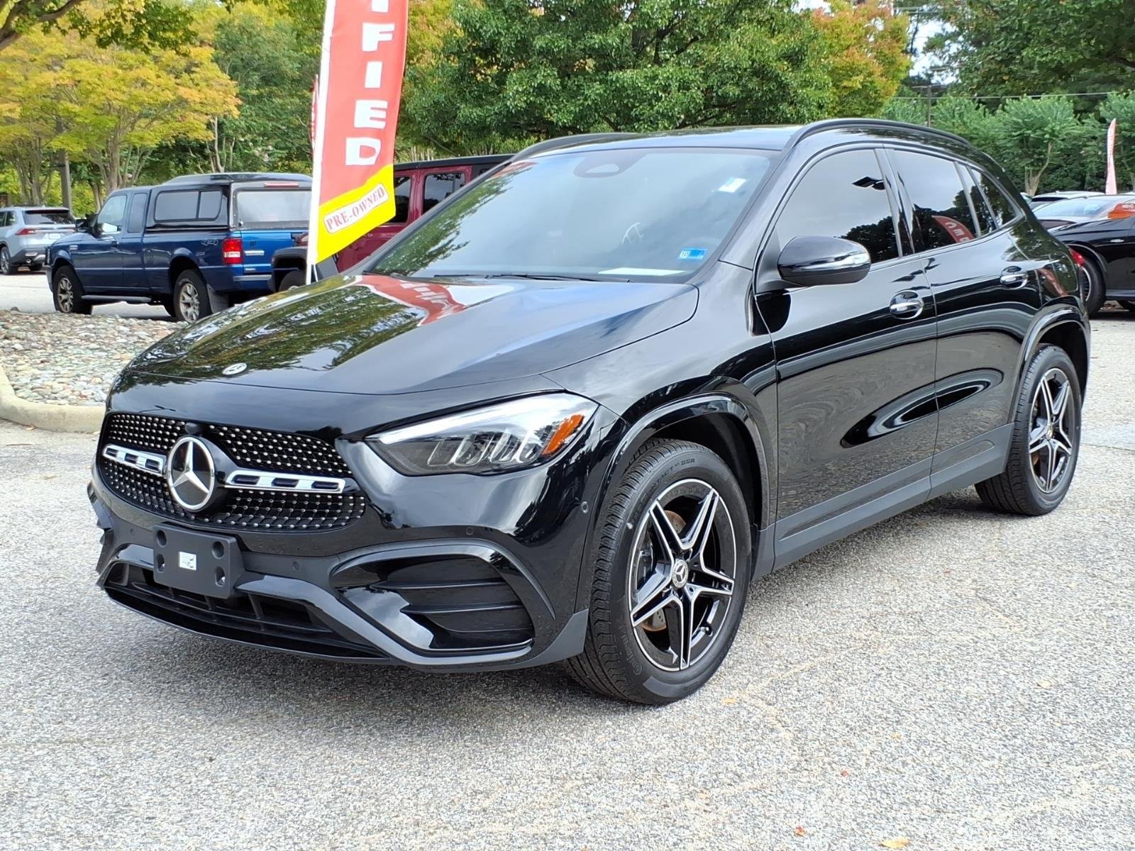 Used 2026 Night Black Mercedes-Benz GLA 250 image 1