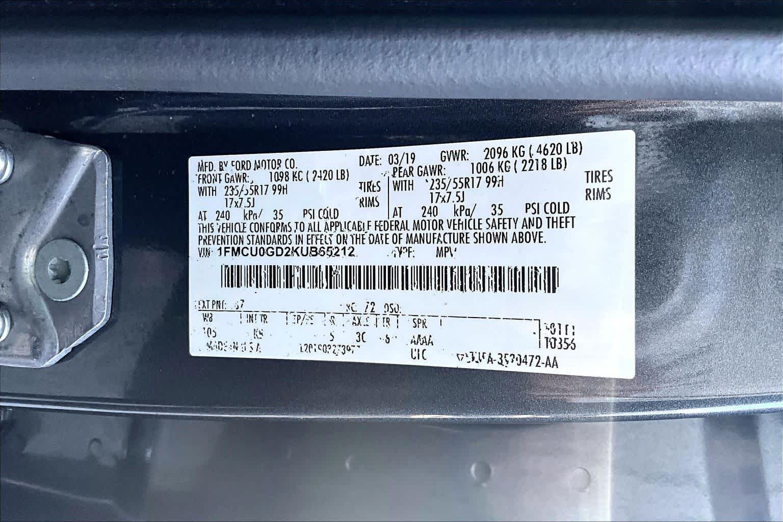 Used 2019 Magnetic Metallic Ford SE image 33