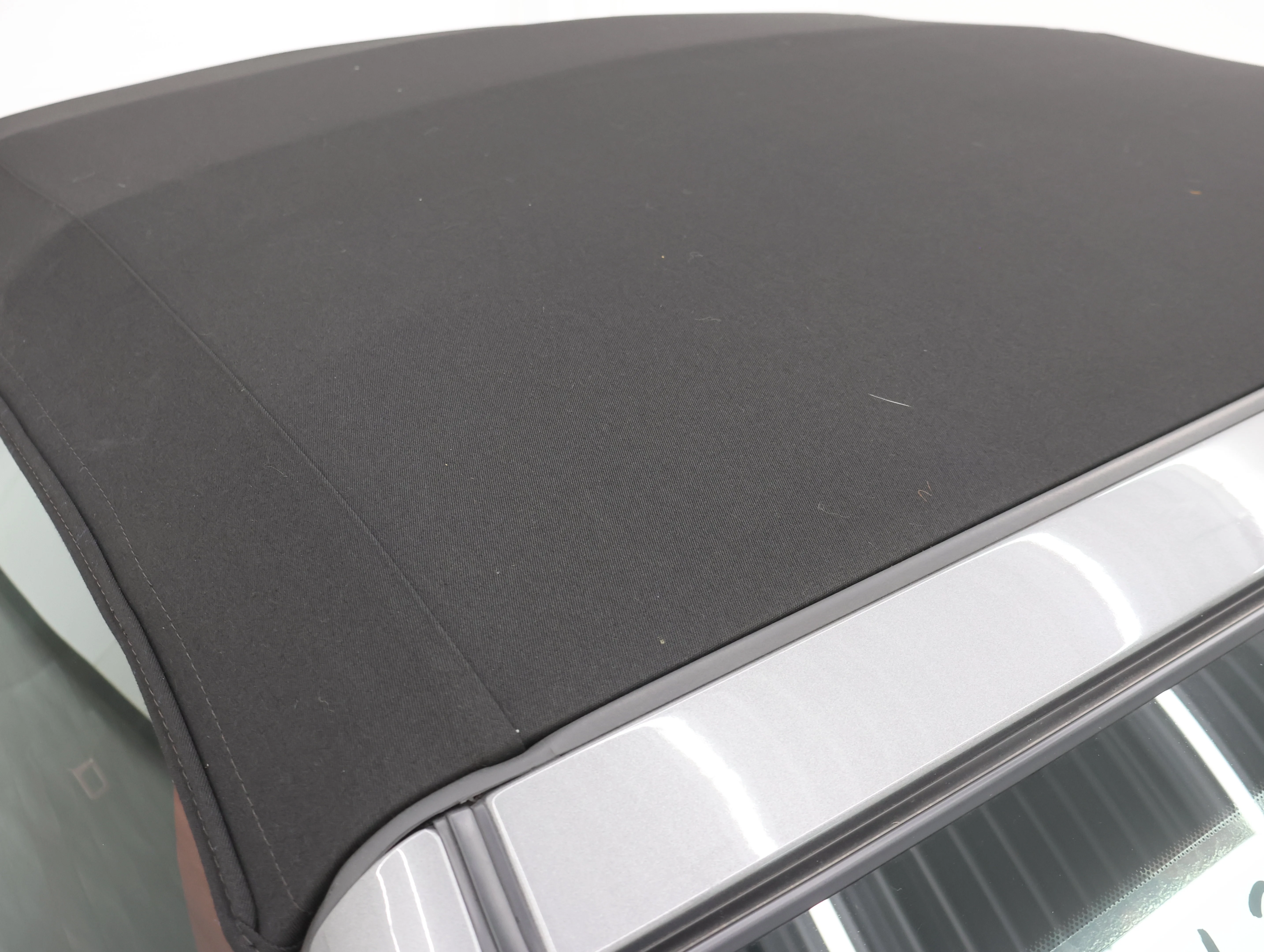 Used 2014 Sterling Gray Metallic Ford GT Premium image 4