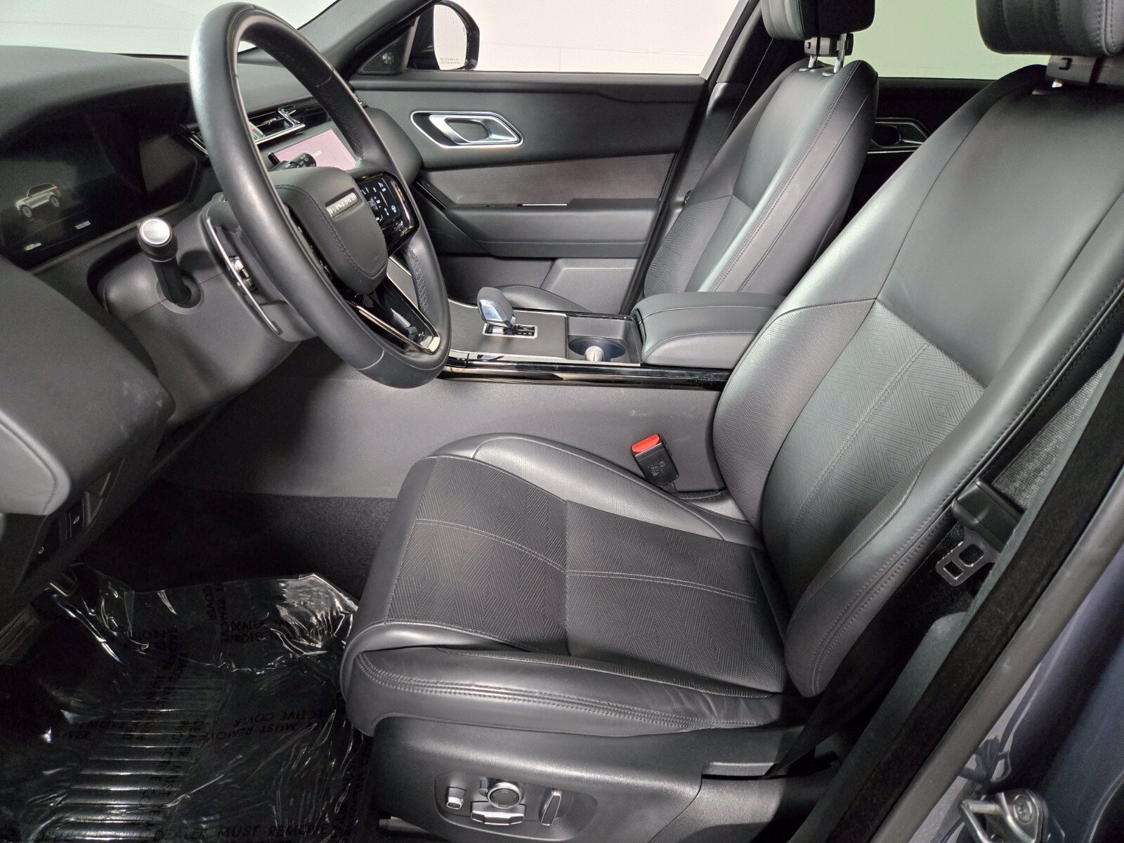 Used 2024 Varesine Blue Metallic Land Rover Dynamic HSE image 11