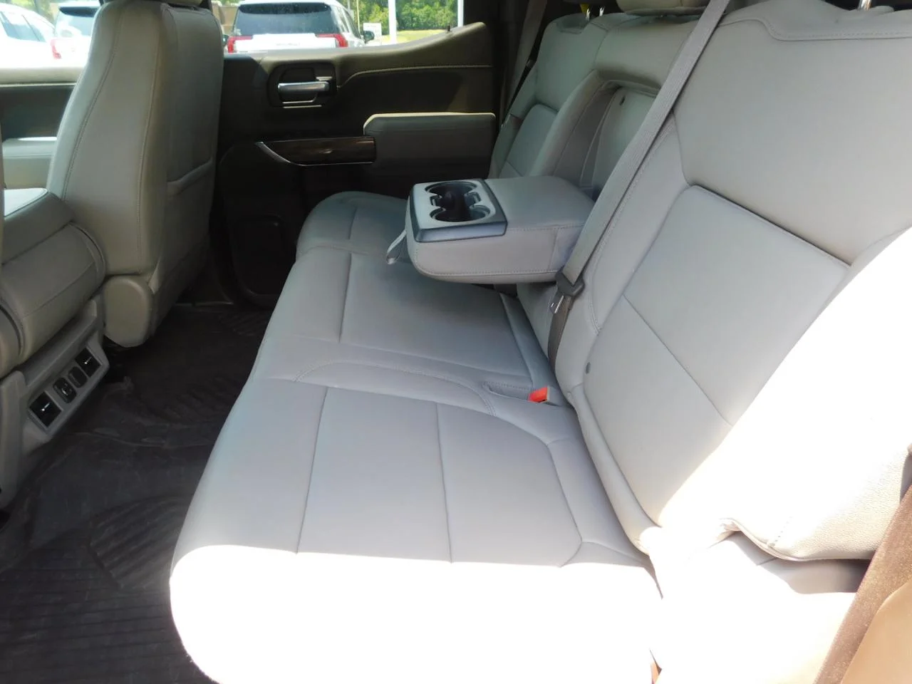 Used 2020 Silver Chevrolet 4WD CREW CAB 147 in LT image 28