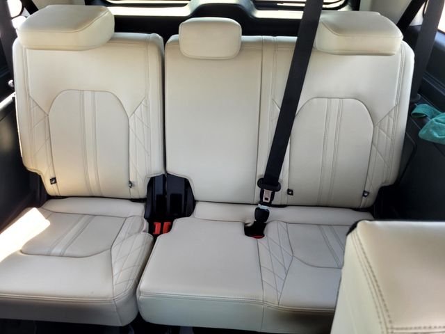 Used 2021 Gray Ford Platinum image 15