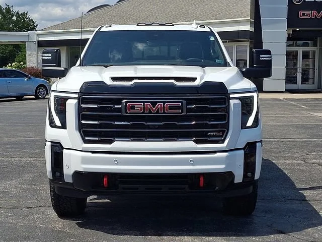 New 2026 Summit White GMC AT4 image 6