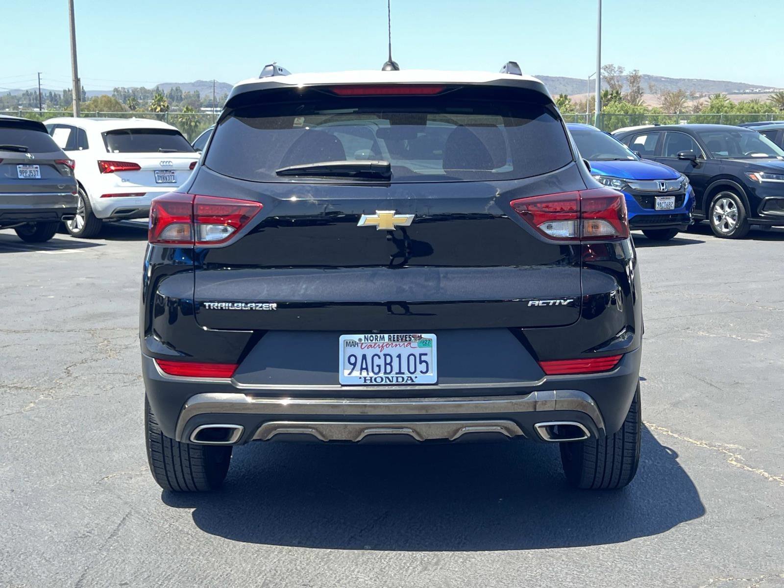 Used 2022 Mosaic Black Metallic Chevrolet ACTIV image 23