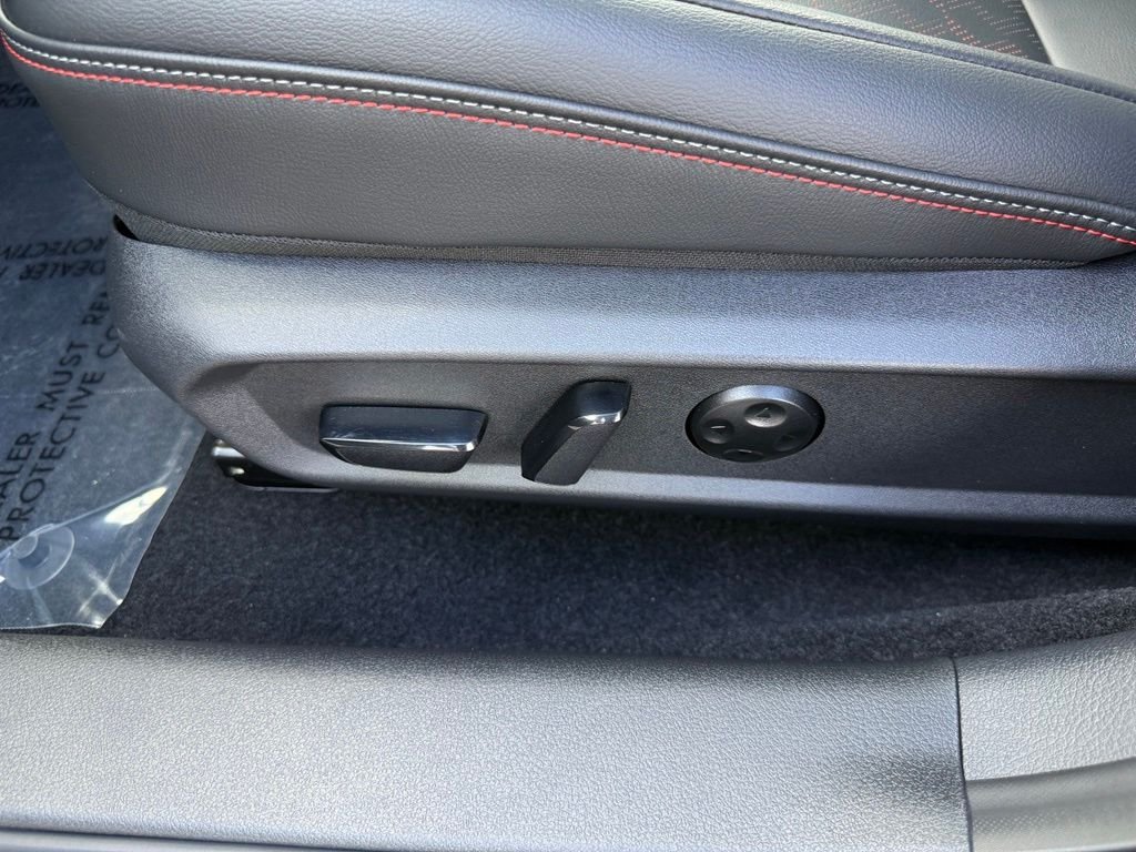New 2026 Atlantic Gray Metallic / Super Black Two-tone Nissan SR image 6