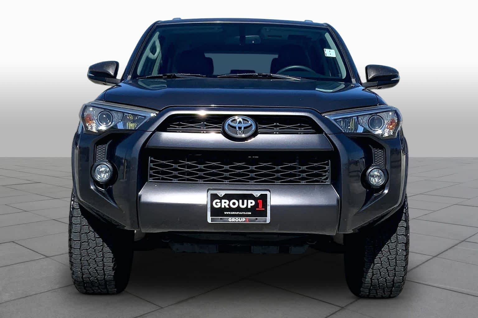 Used 2018 Magnetic Gray Metallic Toyota SR5 Premium image 4