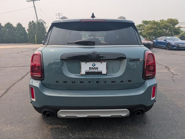 Used 2022 Sage Green Metallic MINI Classic image 4