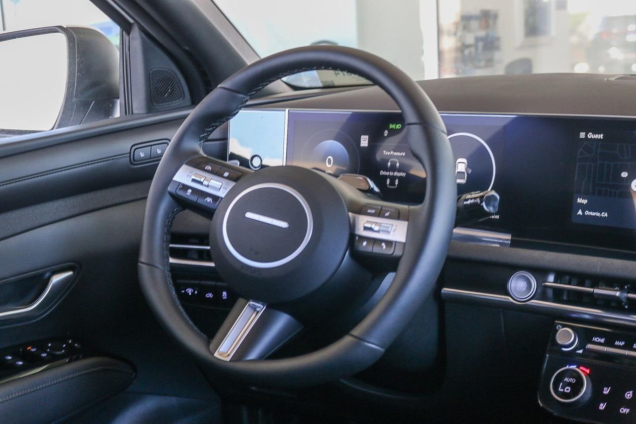 2025 Hyundai Santa Cruz Limited - Photo 15