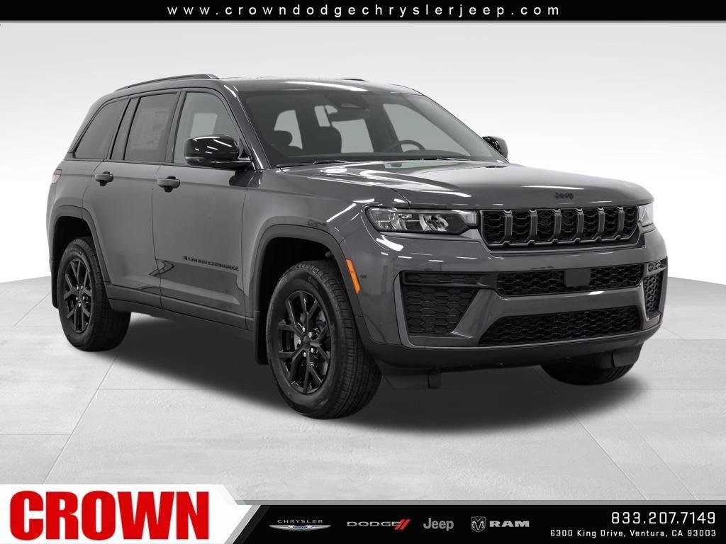 New 2026 Baltic Gray Metallic Clearcoat Jeep Laredo image 3