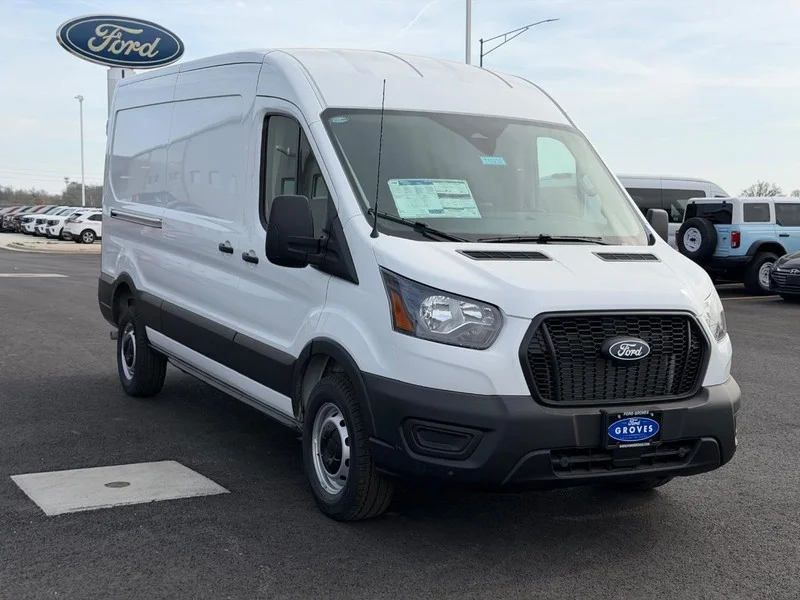 New 2026 Oxford White Ford Cargo Van image 3