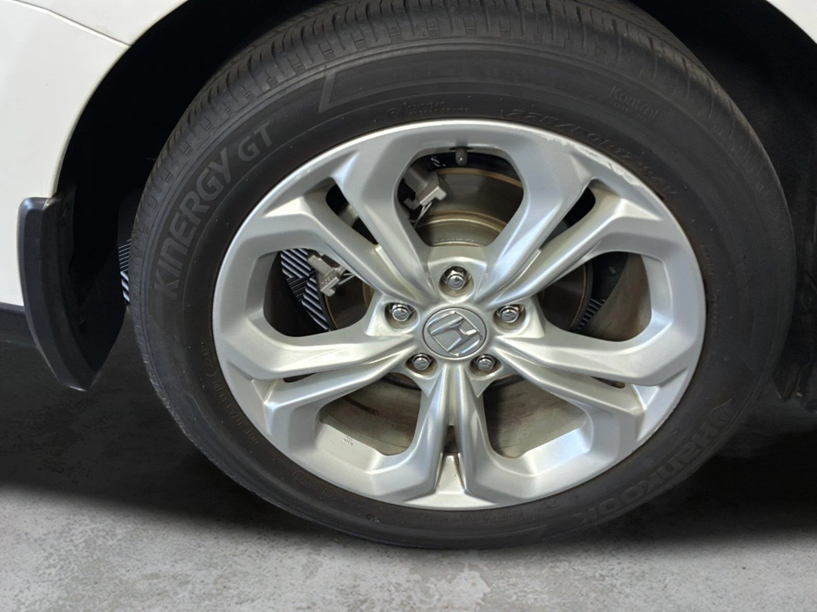Used 2024 Platinum White Pearl Honda LX image 13