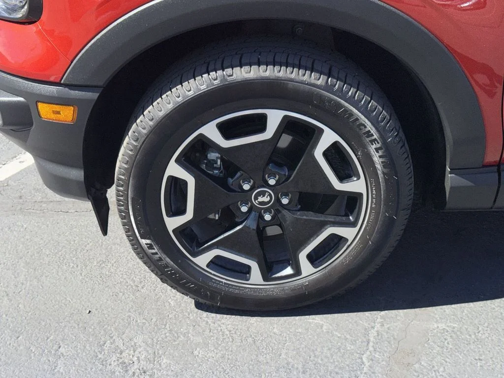 Used 2023 Red Ford Outer Banks image 33