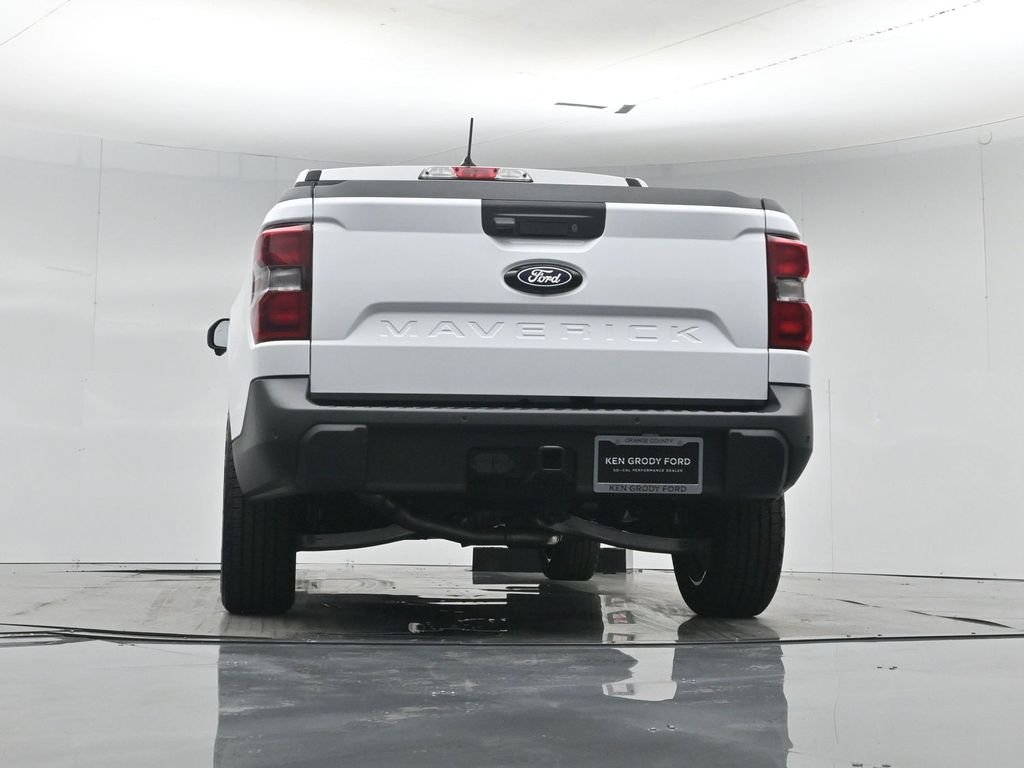 New 2026 Oxford White Ford Lariat image 50