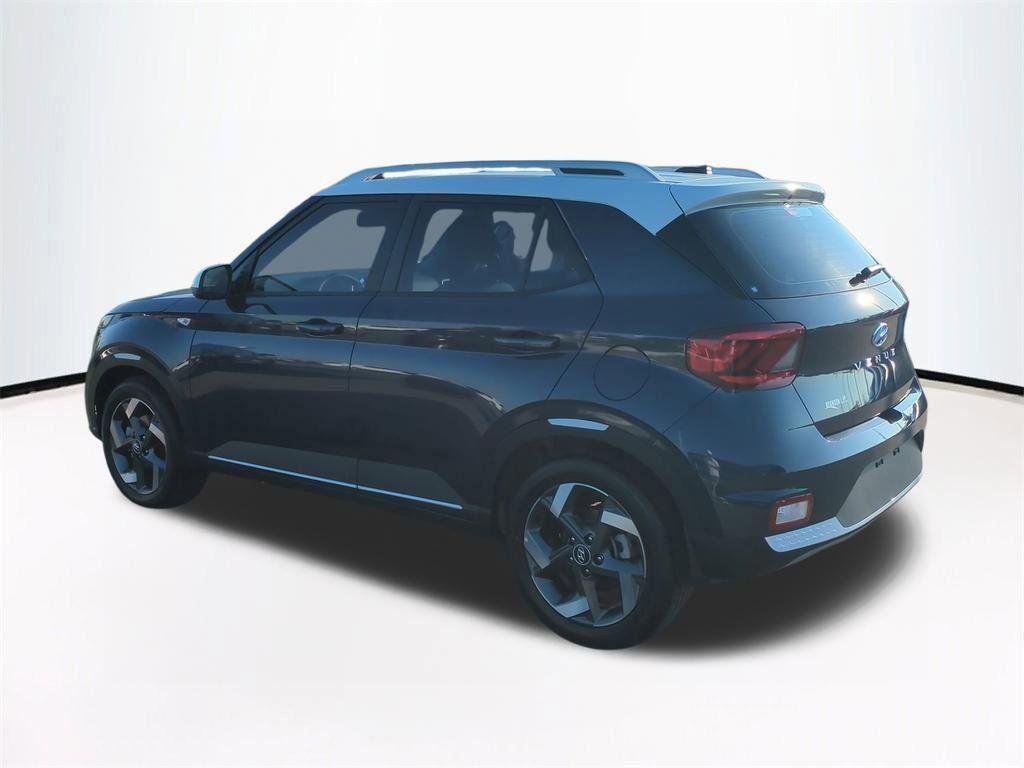 New 2026 White Hyundai SEL w/Two-Tone Roof image 7