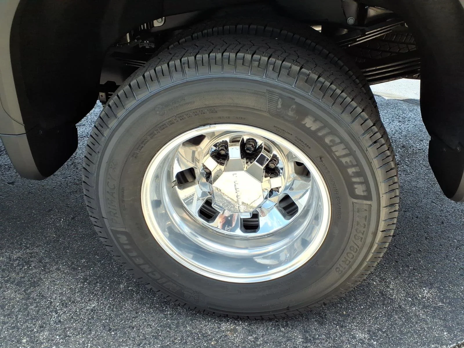 2026 GMC Sierra 3500HD Denali Ultimate - Photo 11