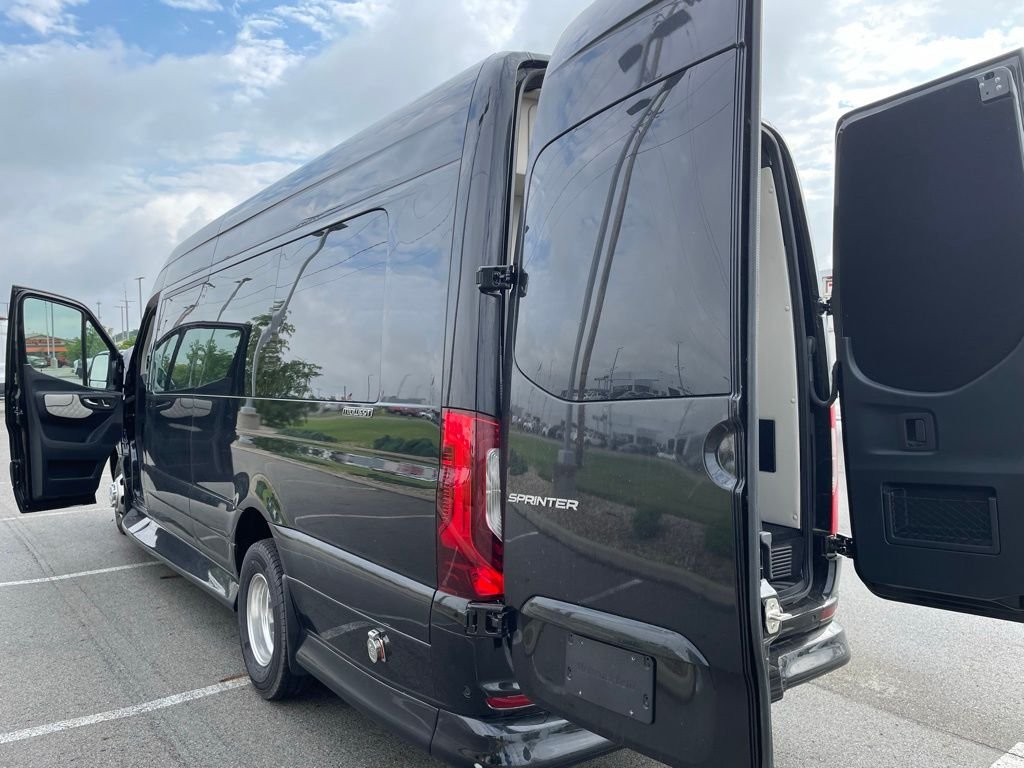 2024 Mercedes-Benz Sprinter Cargo Van Base - Photo 14