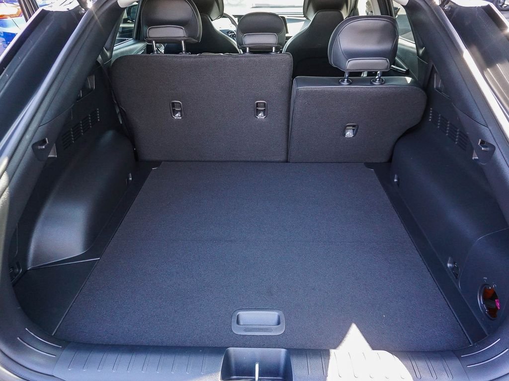 Used 2024 Gray Kia Light image 25