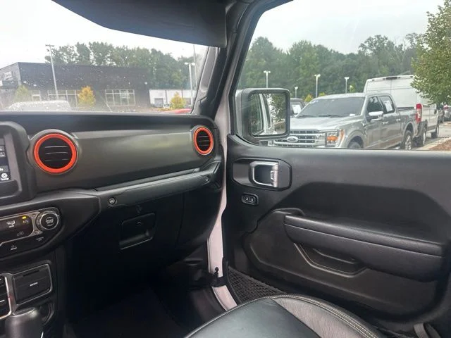 Used 2023 White Jeep Sport S image 18