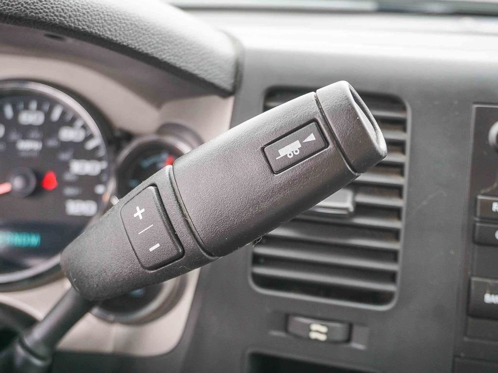 Used 2013 Blue Chevrolet LT image 22