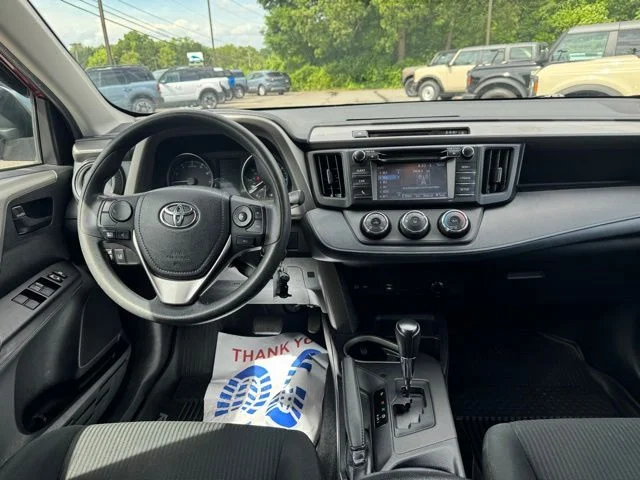 Used 2018 Red Toyota LE image 18