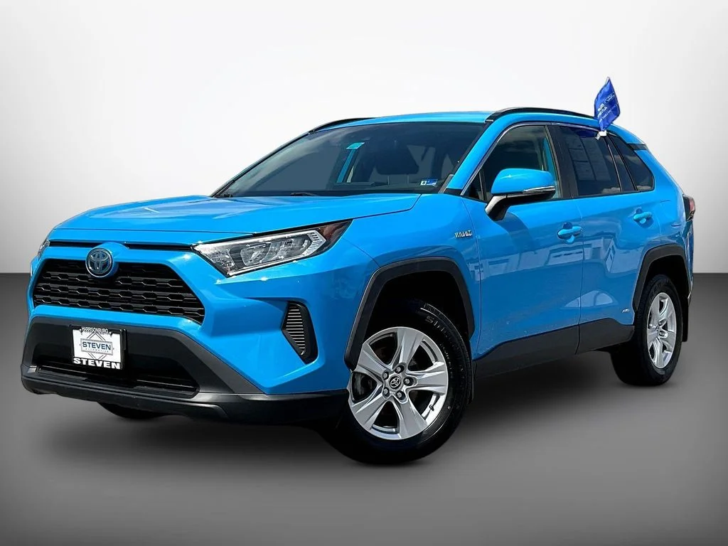 Certified Used 2019 Blue Toyota LE image 3