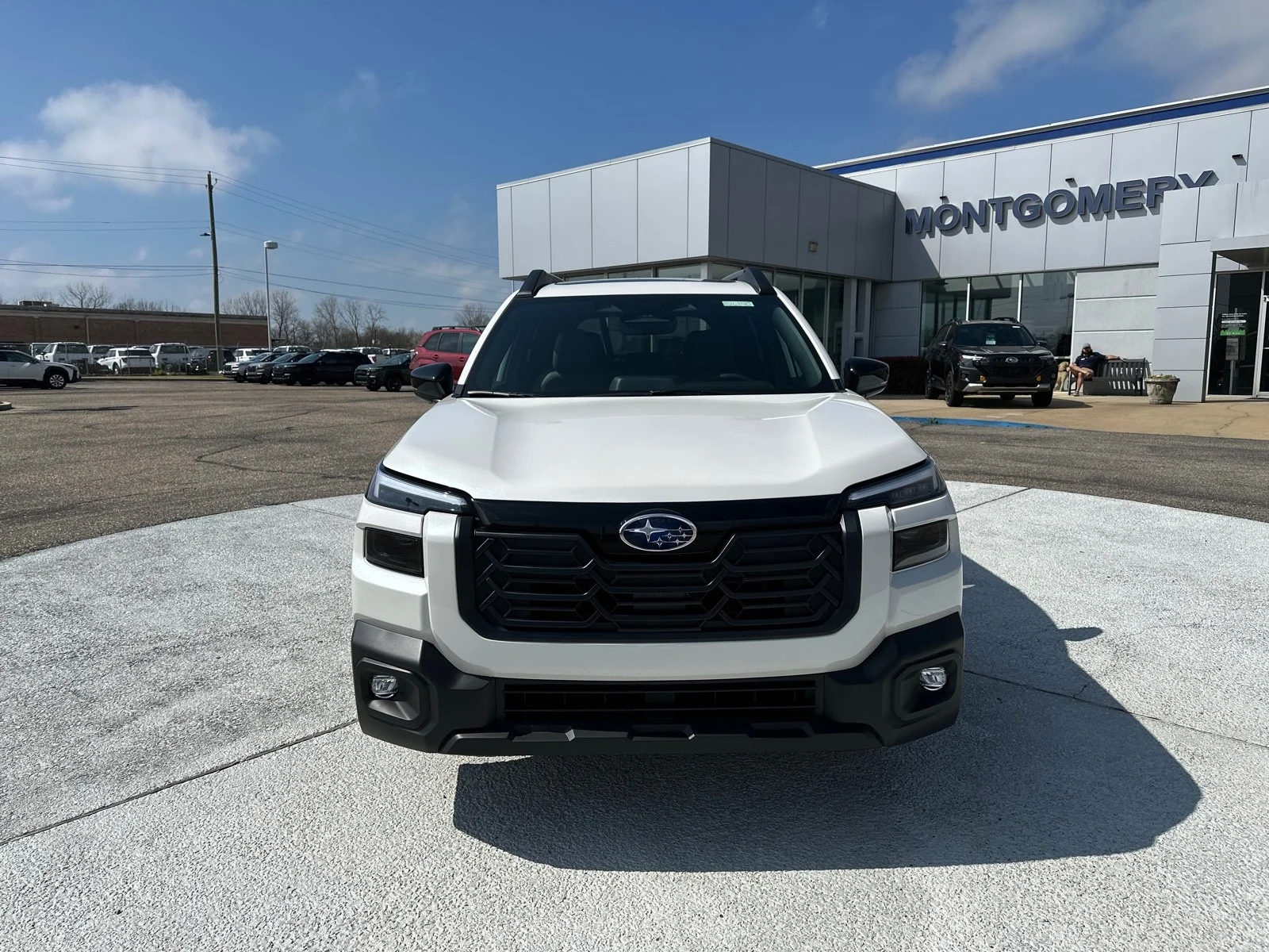 New 2026 CRYSTAL WHITE PEARL Subaru Limited image 2