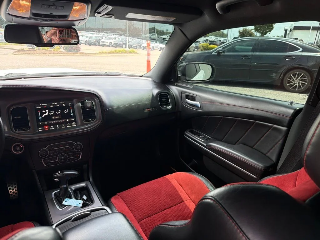 Used 2023 White Dodge R/T Scat Pack image 29