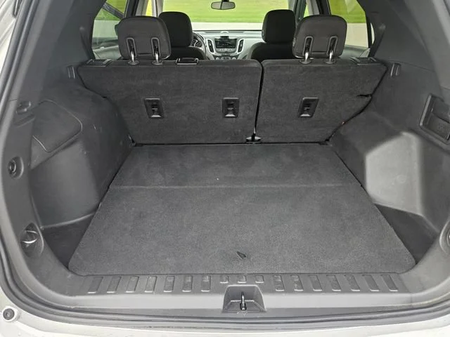 Used 2019 SILVER ICE METALLIC Chevrolet LT image 23