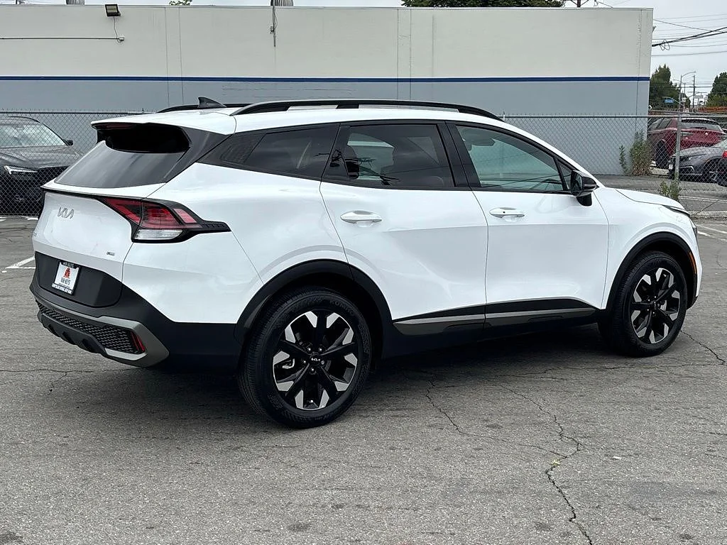 Used 2023 Glacial White Pearl Kia X-Line image 3