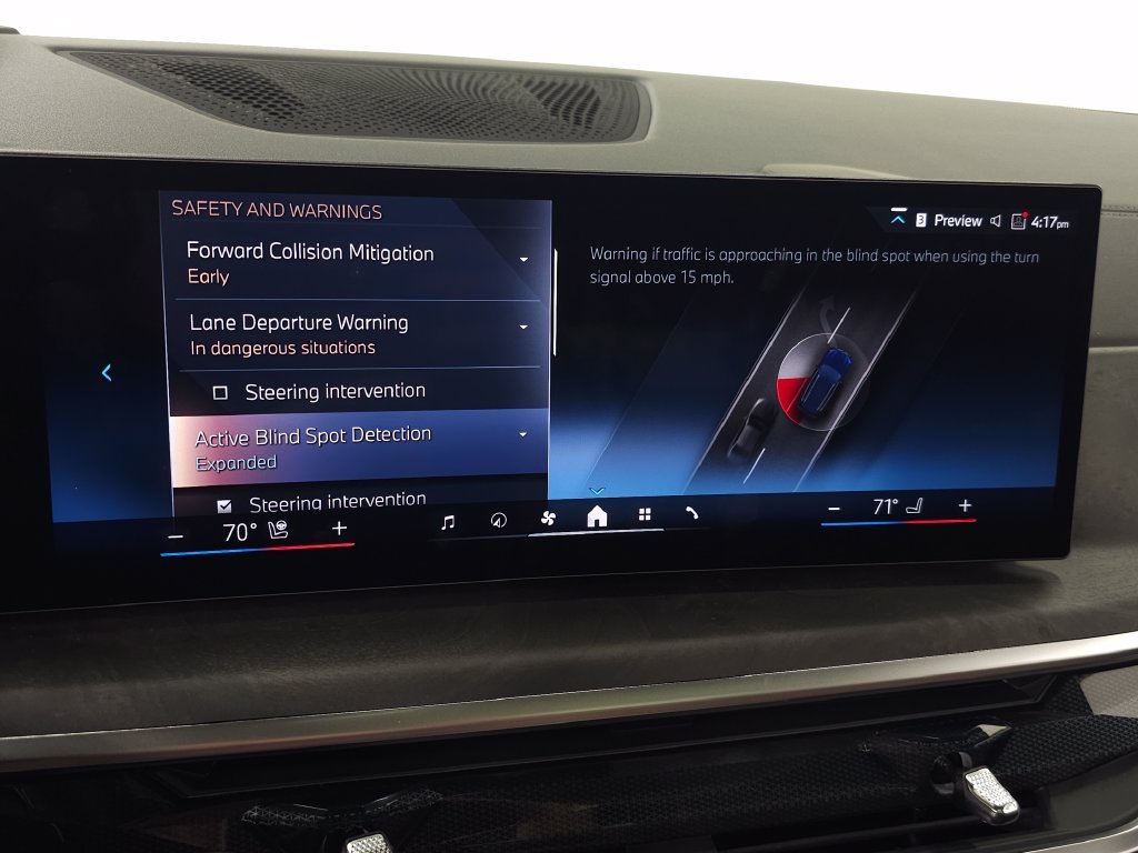 Used 2026 Blue BMW xDrive40i image 28