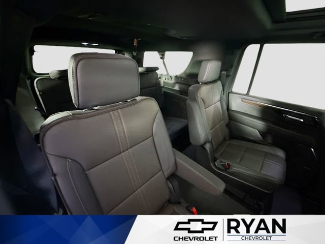 2026 Chevrolet Suburban High Country - Photo 30
