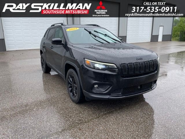 Used 2023 Black Jeep Altitude image 3