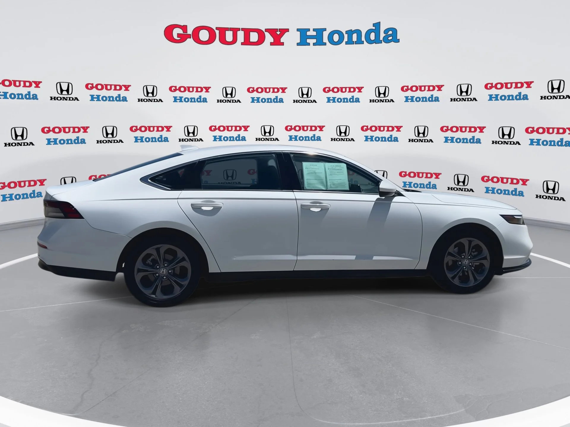 2024 Honda Accord EX - Photo 9