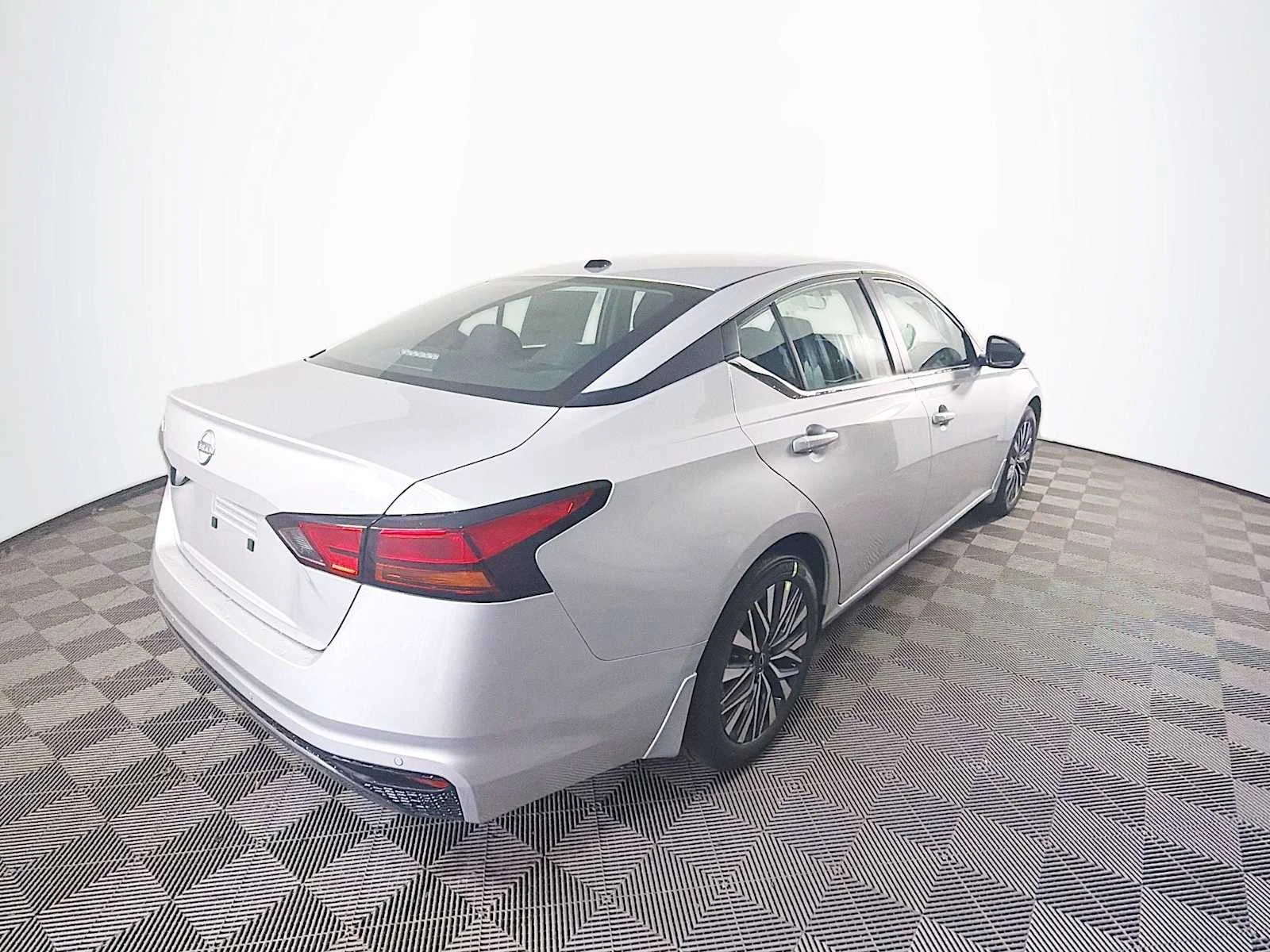 New 2026 Brilliant Silver Metallic Nissan SV image 2